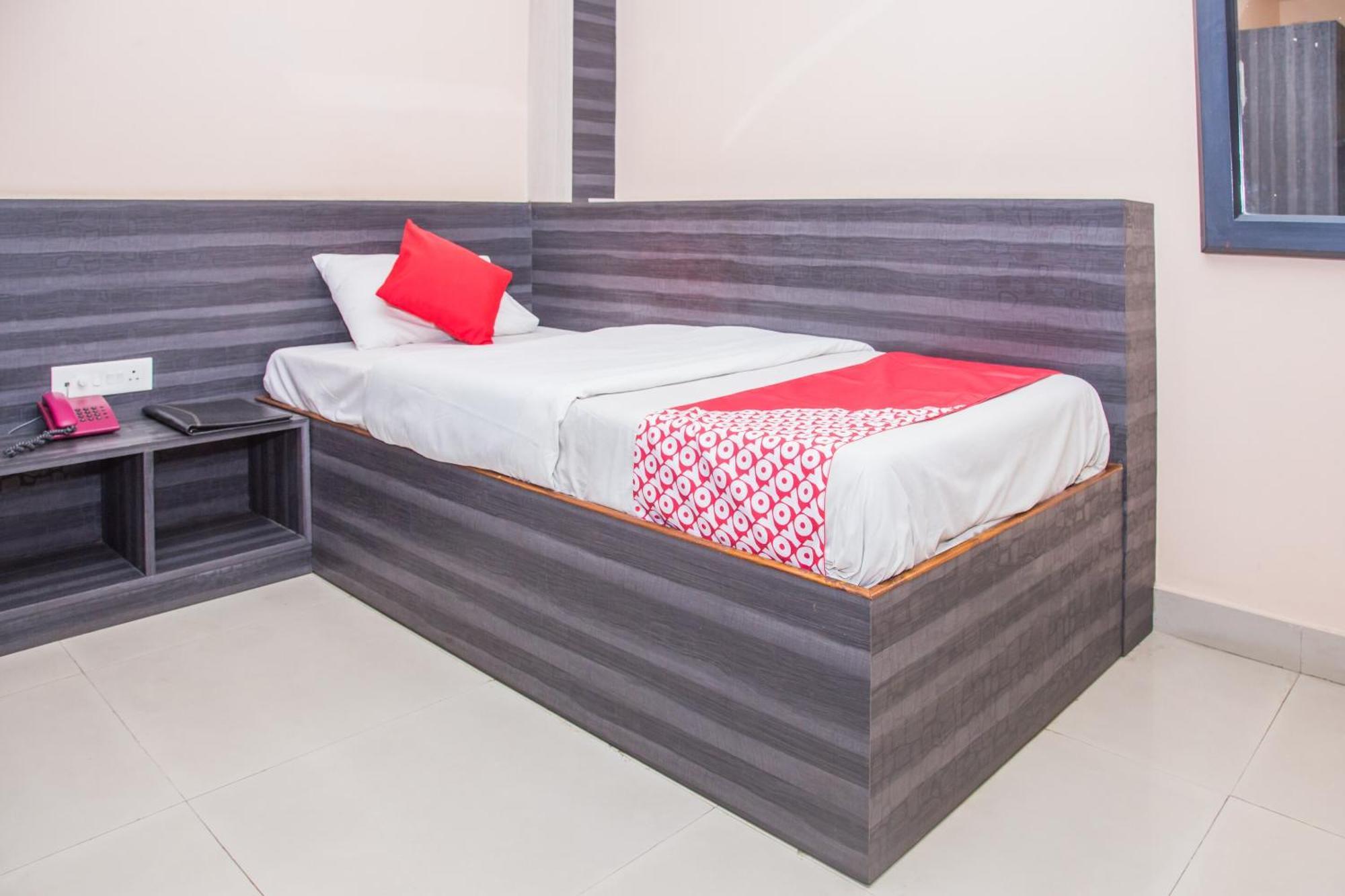 Oyo Hotel Executive Inn Agartala Exteriér fotografie